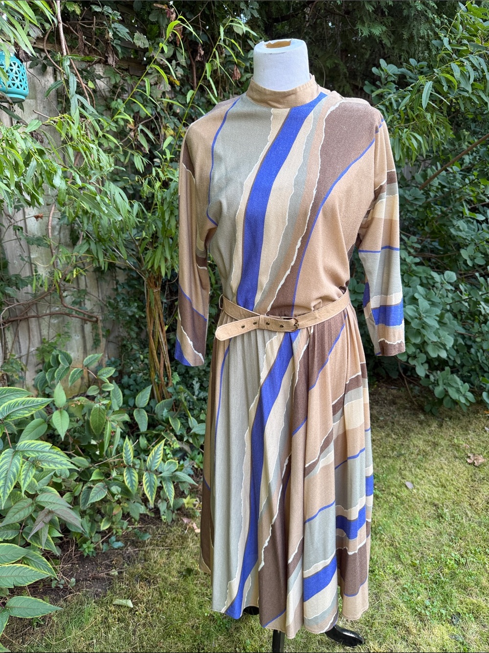 80’s Wave Striped Midi Dress in Tan & Blue and white
